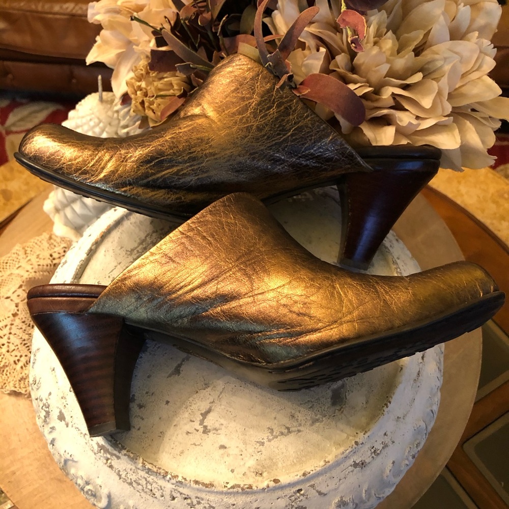 Born Leather Mules - Picture 4 of 10